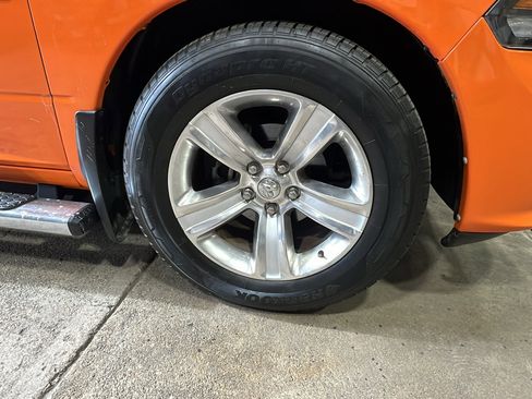 Used 2015 RAM 1500 Sport w/ Ignition Orange Sport Package image 9