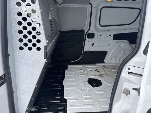 Used 2019 RAM ProMaster City Tradesman image 16