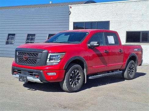 Used 2023 Nissan Titan PRO-4X w/ Pro-4x Convenience Package image 25