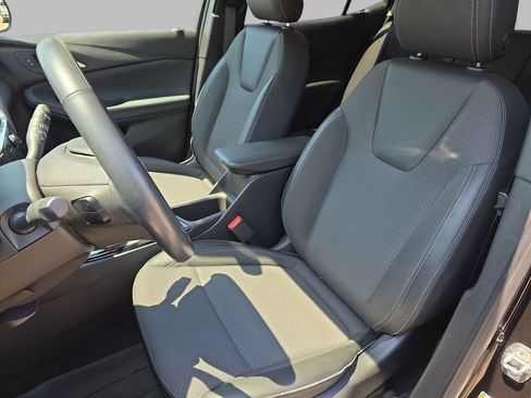 Certified 2023 Buick Encore GX Preferred w/ Cold Weather Comfort Package FWD image 15