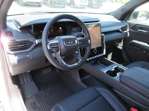 New 2025 GMC Acadia Elevation w/ Elevation Premium Package image 15