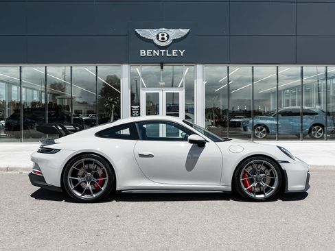 Used 2024 Porsche 911 GT3 RWD image 14