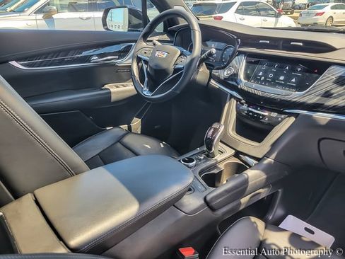 Certified 2024 Cadillac XT6 Premium Luxury w/ LPO, Floor Liner Package AWD/4WD image 26