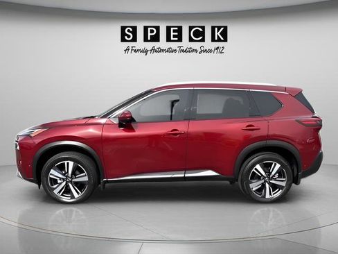 Used 2023 Nissan Rogue Platinum w/ Platinum Premium Package AWD/4WD image 2