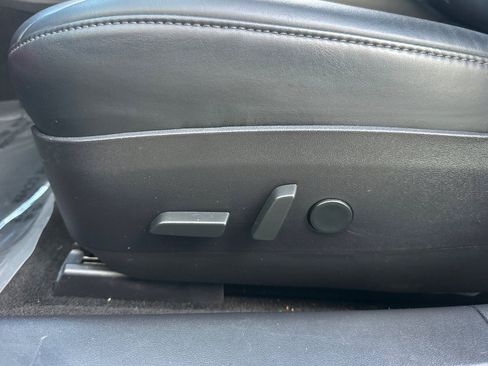 Used 2018 Tesla Model 3 Long Range image 13