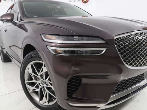 Used 2022 Genesis GV70 2.5T w/ Select Package image 18