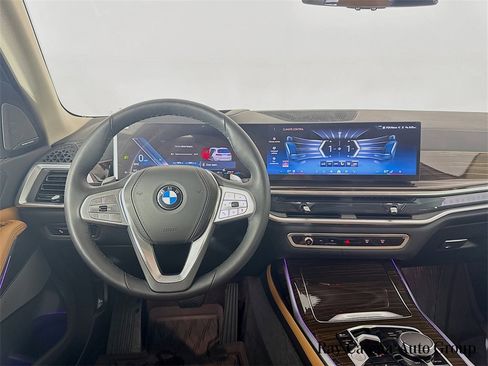 Used 2026 BMW X7 xDrive40i image 24