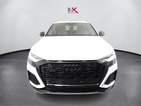 Used 2024 Audi RS Q8 image 2