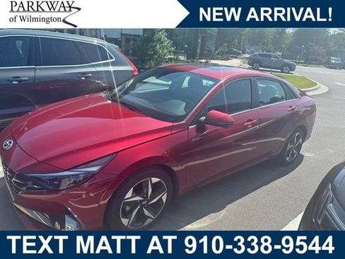 Used 2023 Hyundai Elantra Limited FWD image 1