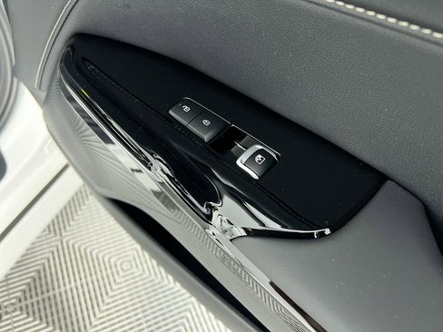 New 2026 Kia K5 EX image 32