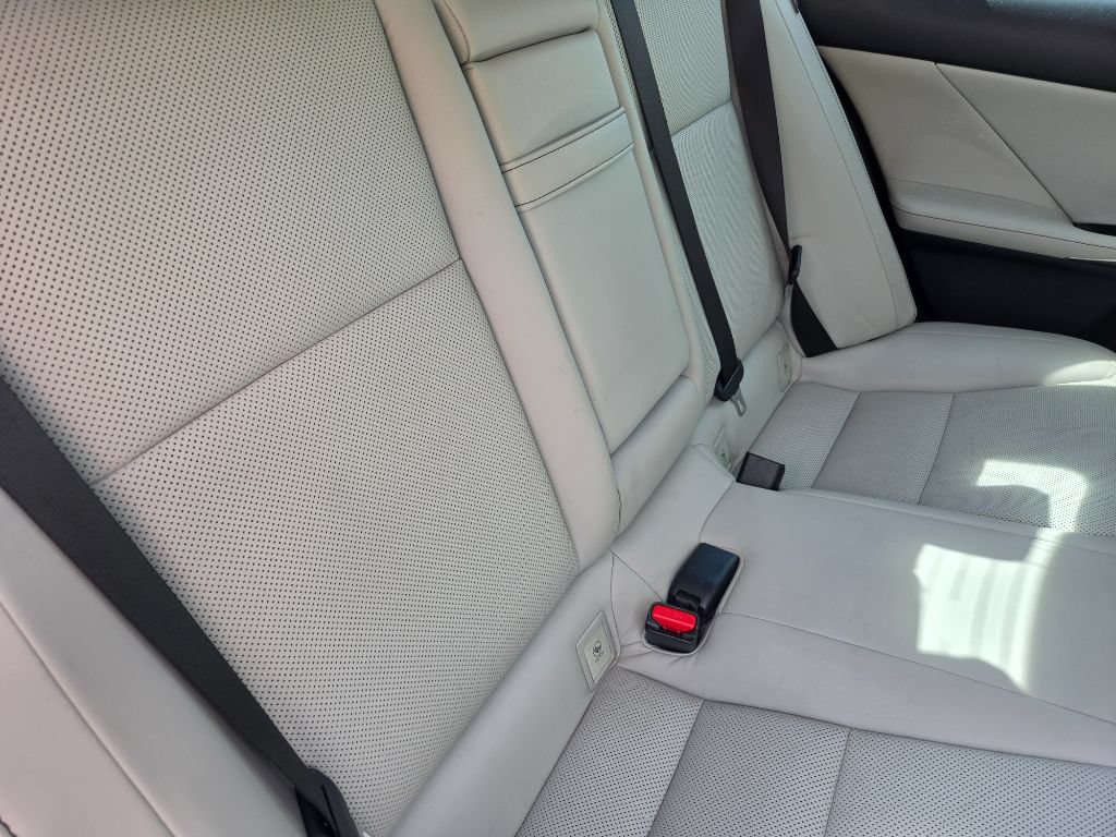Used 2014 Lexus IS 250 RWD image 36