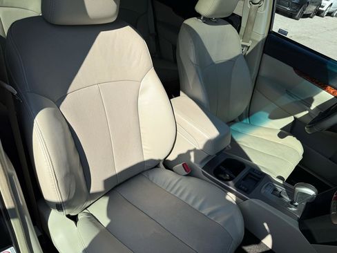 Used 2012 Subaru Outback 2.5i Limited w/ Moonroof Pkg image 9