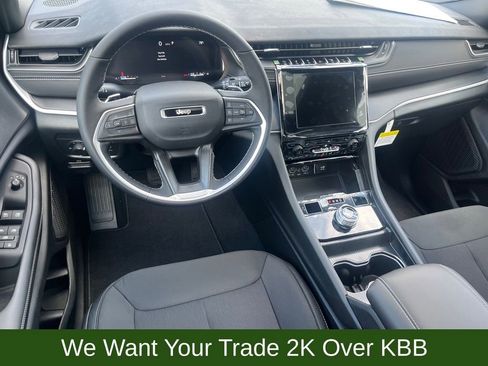 New 2025 Jeep Grand Cherokee Laredo X w/ Luxury Tech Group I image 10