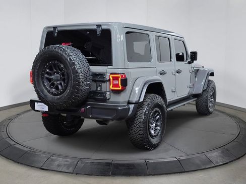 Used 2022 Jeep Wrangler Unlimited Rubicon w/ Xtreme Recon 35" Tire Package AWD/4WD image 7