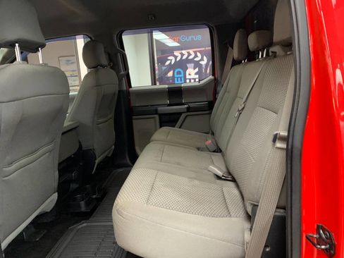 Used 2015 Ford F150 XLT image 16