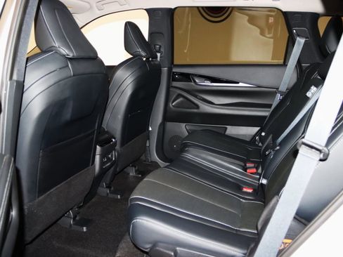 Used 2023 INFINITI QX60 Pure image 51