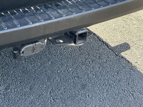 Used 2022 Ford Transit 250 Medium Roof image 9