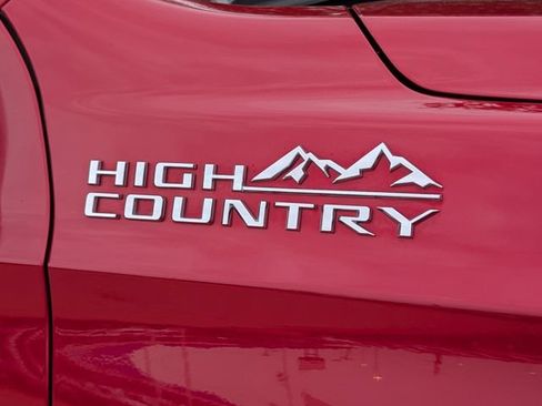Used 2023 Chevrolet Tahoe High Country AWD/4WD image 36