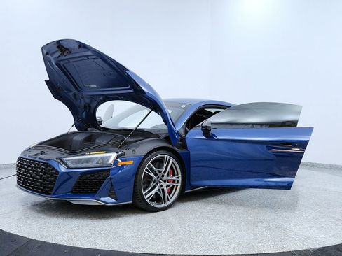 Used 2020 Audi R8 V10 performance image 9