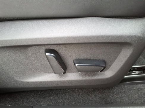 New 2026 Nissan Rogue Platinum w/ Tech Package image 8