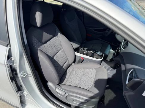 Used 2019 Hyundai Ioniq Electric image 32