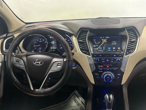 Used 2017 Hyundai Santa Fe Sport w/ 2.4L Tech Package 04 image 18