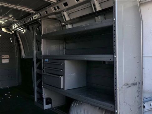 Used 2021 GMC Savana 3500 Extended image 17