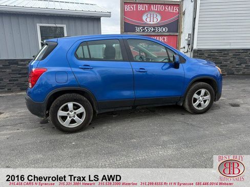 Used 2016 Chevrolet Trax LS w/ LPO, Cargo Package image 8