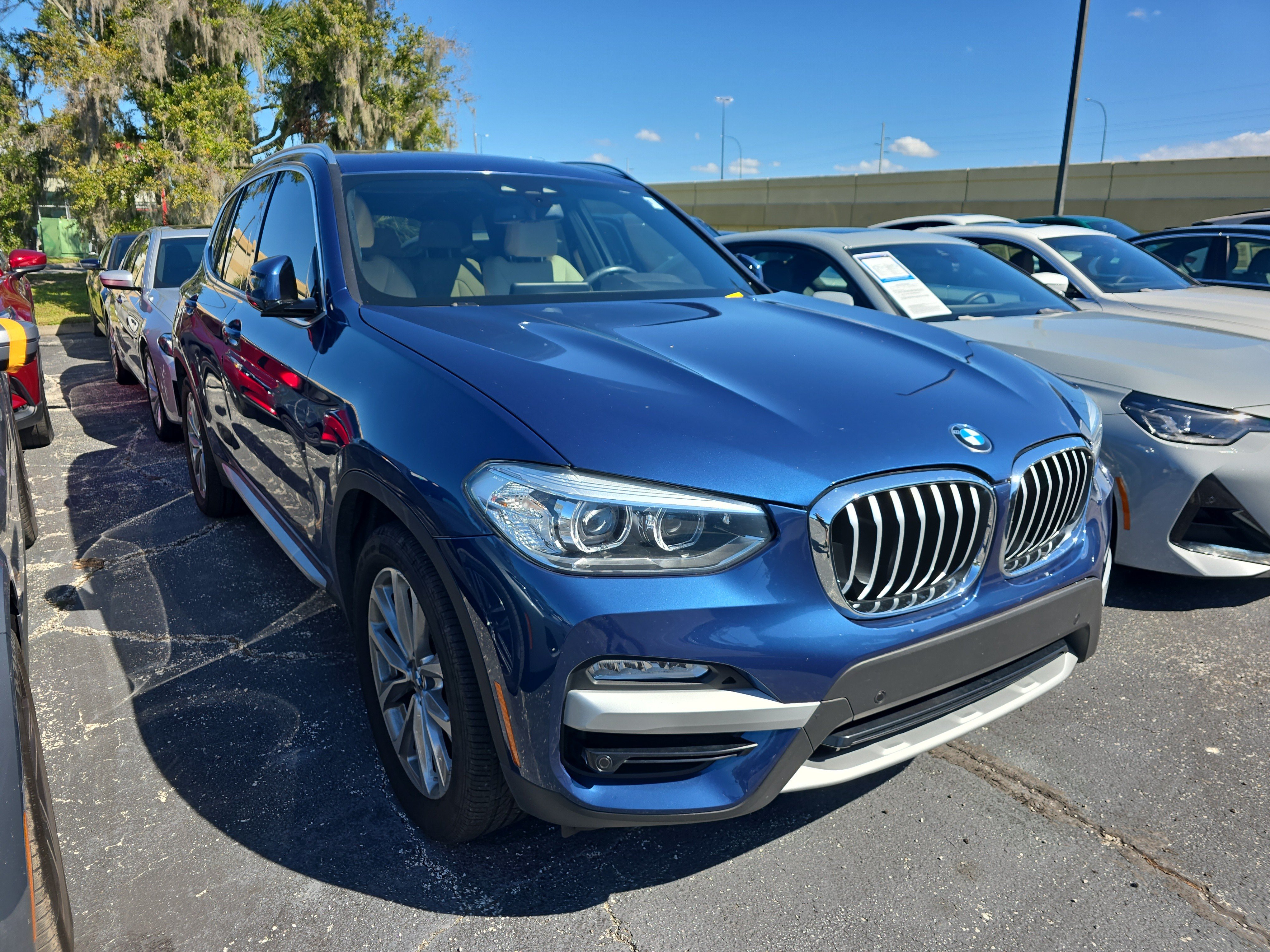 Used 2019 BMW X3 xDrive30i AWD/4WD image 1