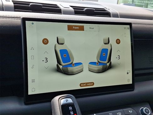 New 2025 Land Rover Defender 110 S image 19