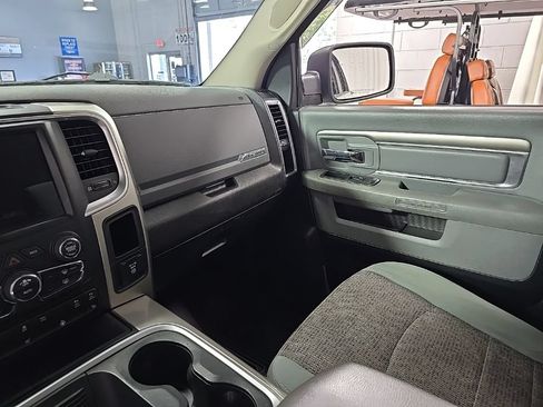 Used 2018 RAM 1500 Big Horn AWD/4WD image 28