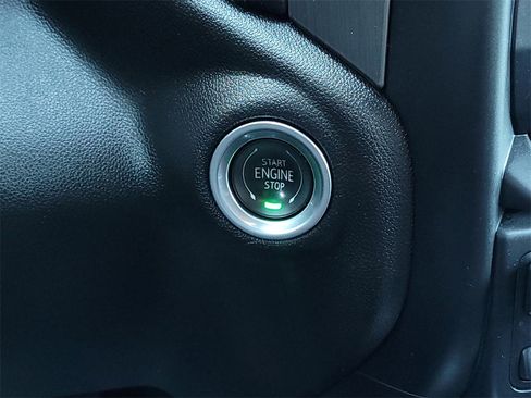 Used 2022 GMC Sierra 1500 Denali w/ Denali Premium Package image 27