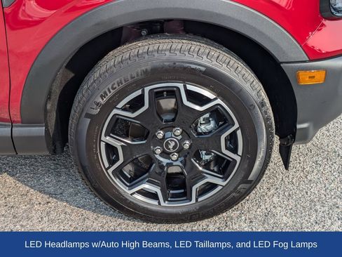 Certified 2025 Ford Bronco Sport Outer Banks w/ Outer Banks Tech Package+ AWD/4WD image 11