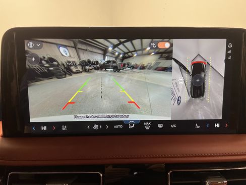 Used 2025 Lincoln Aviator Reserve w/ Equipment Group 201A image 13