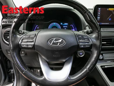 Used 2020 Hyundai Kona Ultimate w/ Cargo Package FWD image 10