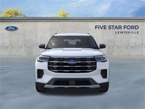 New 2026 Ford Explorer Active image 2