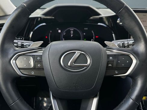 Used 2025 Lexus NX 350h AWD w/ Accessory Package (2T) image 17