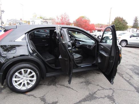 Used 2022 Cadillac XT4 Luxury image 28