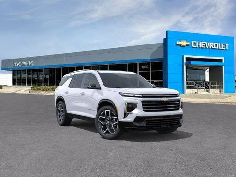 New 2026 Chevrolet Traverse High Country w/ LPO, Floor Liner Package AWD/4WD image 1