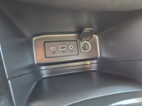 Used 2024 Chevrolet Equinox LT AWD/4WD image 23