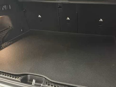 Certified 2026 Mercedes-Benz GLC 300 4MATIC image 34