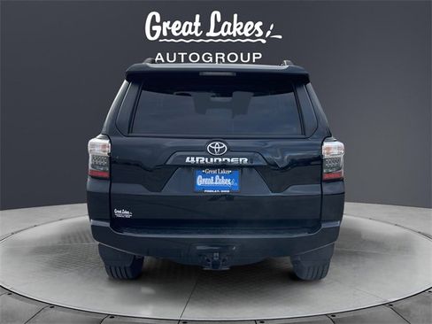 Used 2023 Toyota 4Runner SR5 Premium image 4