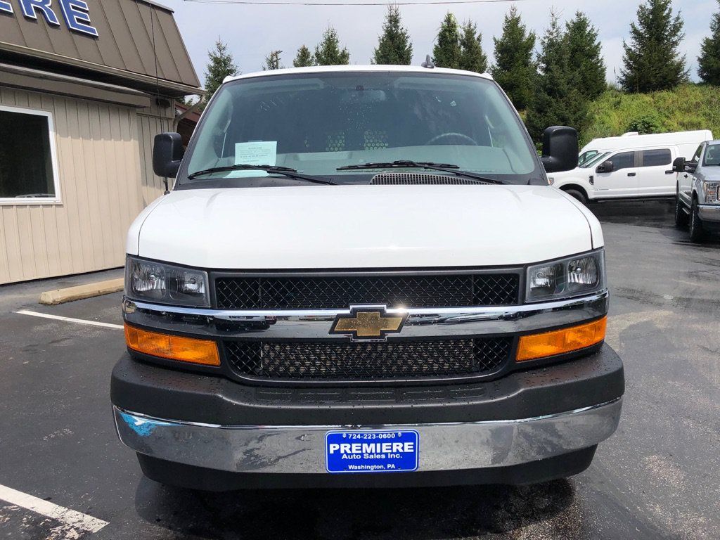 Used 2025 Chevrolet Express 2500 w/ Driver Convenience Package RWD image 9