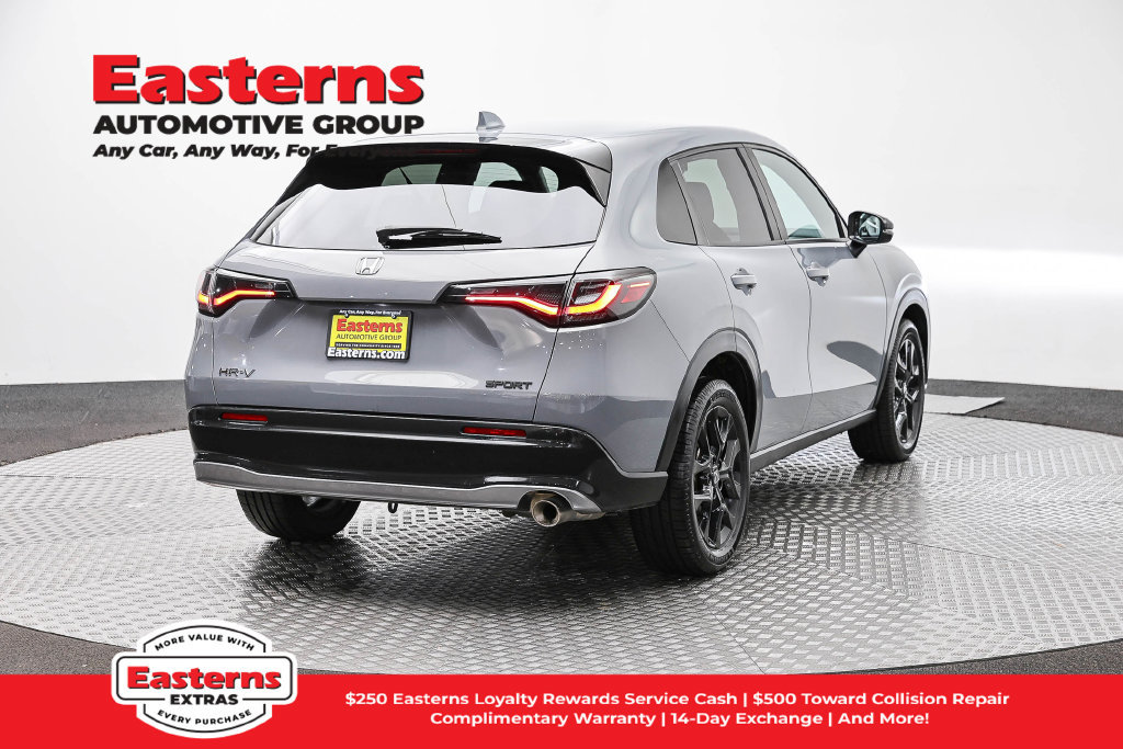 Used 2023 Honda HR-V Sport image 6