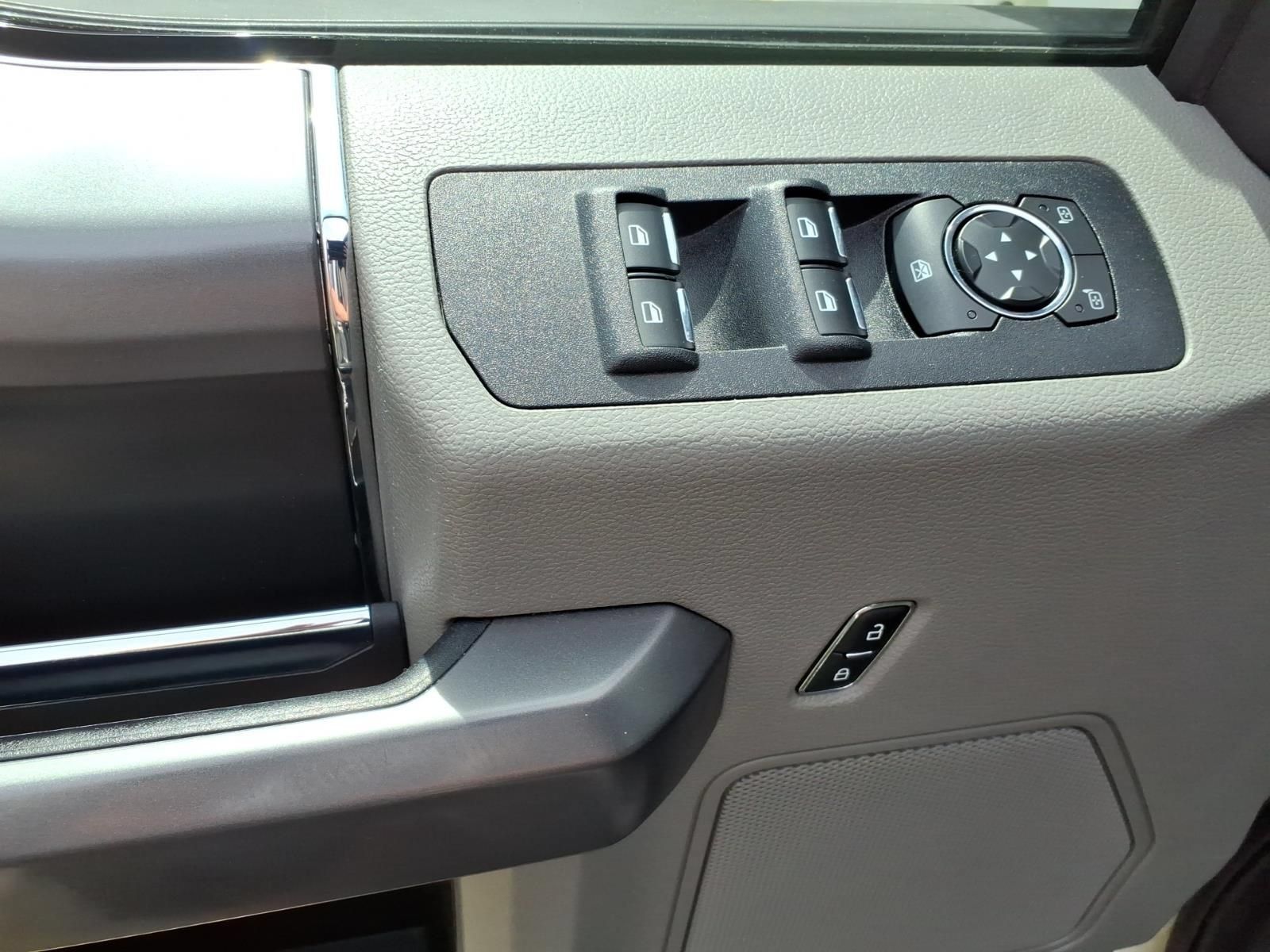 Used 2019 Ford F150 XLT w/ Equipment Group 301A Mid AWD/4WD image 14