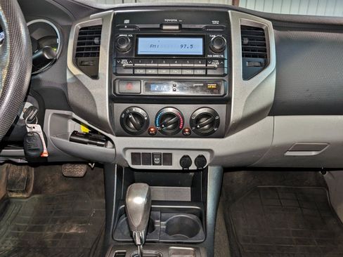Used 2012 Toyota Tacoma 2WD Access Cab image 35