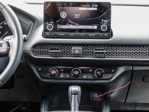 Used 2025 Honda HR-V Sport image 15