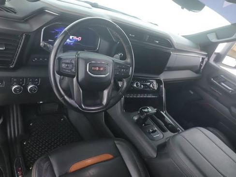 Used 2023 GMC Sierra 1500 AT4 w/ AT4 Premium Package AWD/4WD image 17