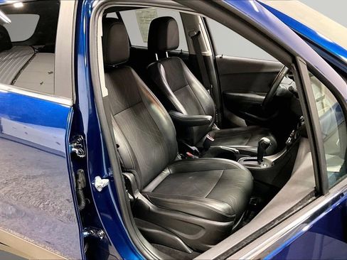 Used 2019 Chevrolet Trax LT w/ Driver Confidence Package image 29