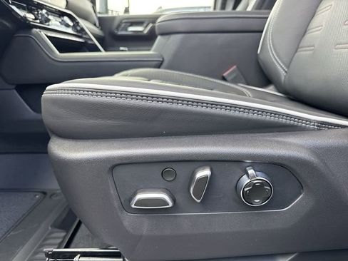 New 2026 GMC Sierra 2500 AT4X AWD/4WD image 12